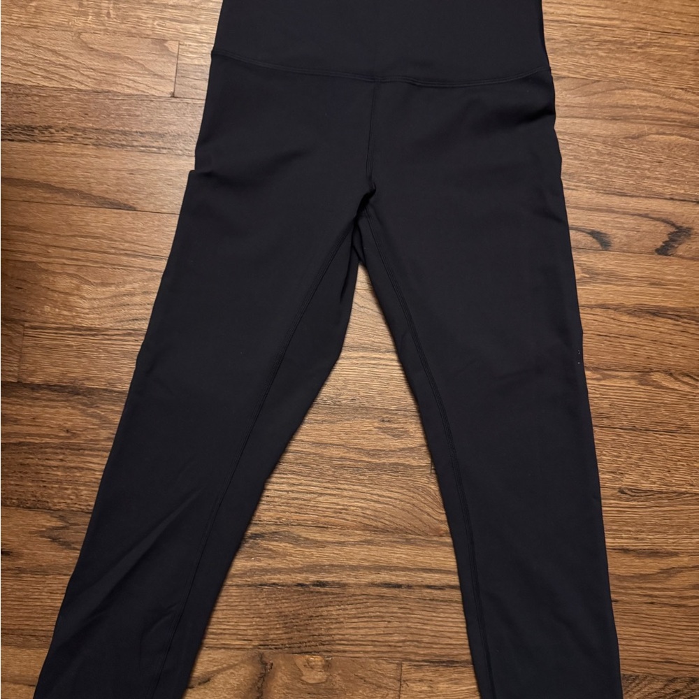 Lululemon wunder under leggings 23”